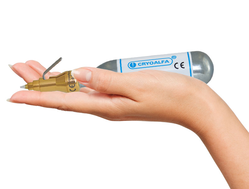 Cryoalfa SUPER Liquid käes